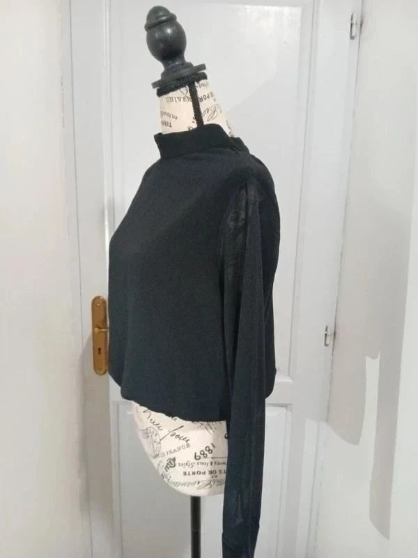 Blouse noire dos nu / ouvert avec grand nœud Zara – Taille S (36) – photo 4